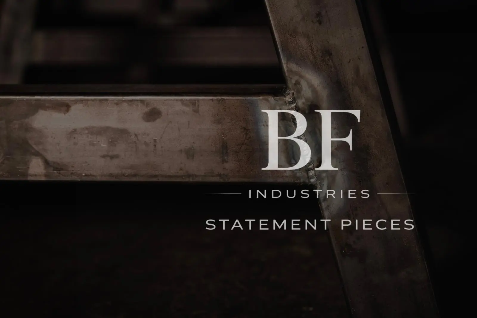 Stahlgestell als Tischbeinkonstruktion. Handgeschweißt Rohzustand